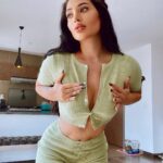 Brenda Zambrano Instagram - 🫰🏻