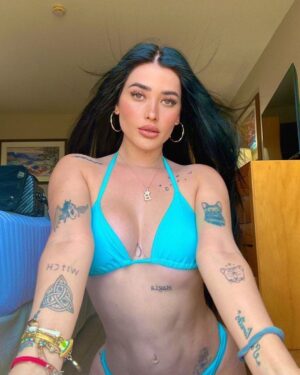 Brenda Zambrano Instagram - Lo mágico está en lo simple.. 🩵