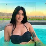 Brenda Zambrano Instagram - FLUYE ✨🧸