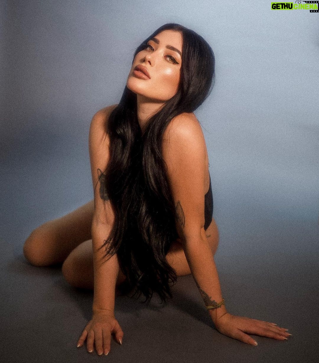 Brenda Zambrano Instagram - 🦋 📸 @alejandroislasfotografia