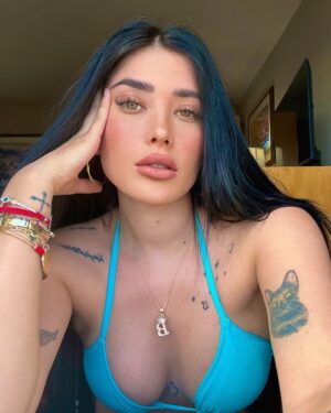 Brenda Zambrano Instagram - Lo mágico está en lo simple.. 🩵