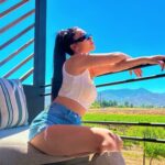 Brenda Zambrano Instagram - 🤍 como los buenos vinos entre mas años mejor estoy Valle de Guadalupe, Baja California