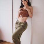 Brenda Zambrano Instagram - soy una mezcla entre un caracter de mierda y una dulzura terrible