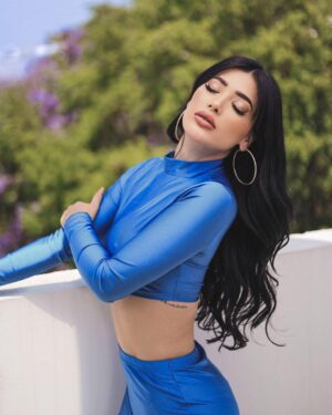 Brenda Zambrano Instagram - Mi azul Fav 💙