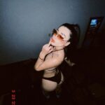 Brenda Zambrano Instagram - 🖤🖕🏻