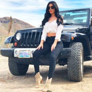 Brenda Zambrano Instagram - Grabando videoclip 🎥 NO MIRES ATRÁS 💙 @banda_siempre_alegre