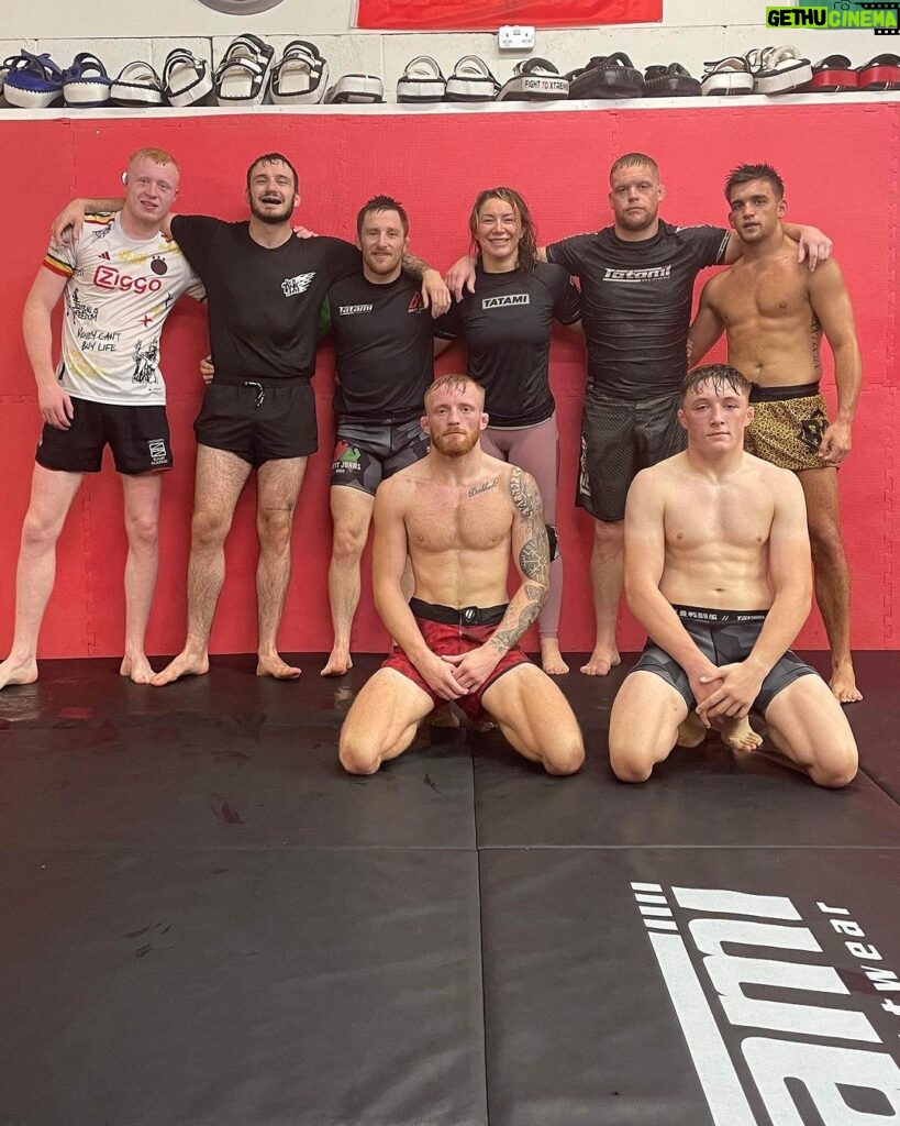 Brett Johns Instagram - “As we advance in life it becomes more and more difficult, but in fighting the difficulties the inmost strength of the heart is developed.” – Vincent Van Gogh @shoremixedmartialarts