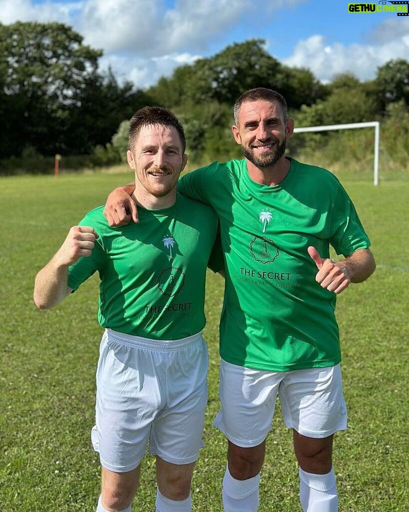 Brett Johns Instagram - So this happened today. Up the jacks 🦢🦢🦢 Massive thank you to the guys @wgwwd_ for the charity match today! Very grateful to get some game time with some great lads! Even got on the scoresheet. 🤣🤣🤣 Thank you @wgwwd_ #AngelRangel #BrettRangel
