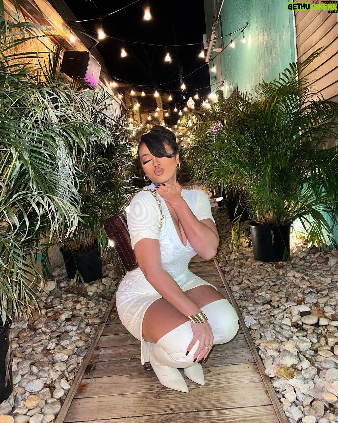 Bria Bryant - 6.8K Likes - a hard act to follow
