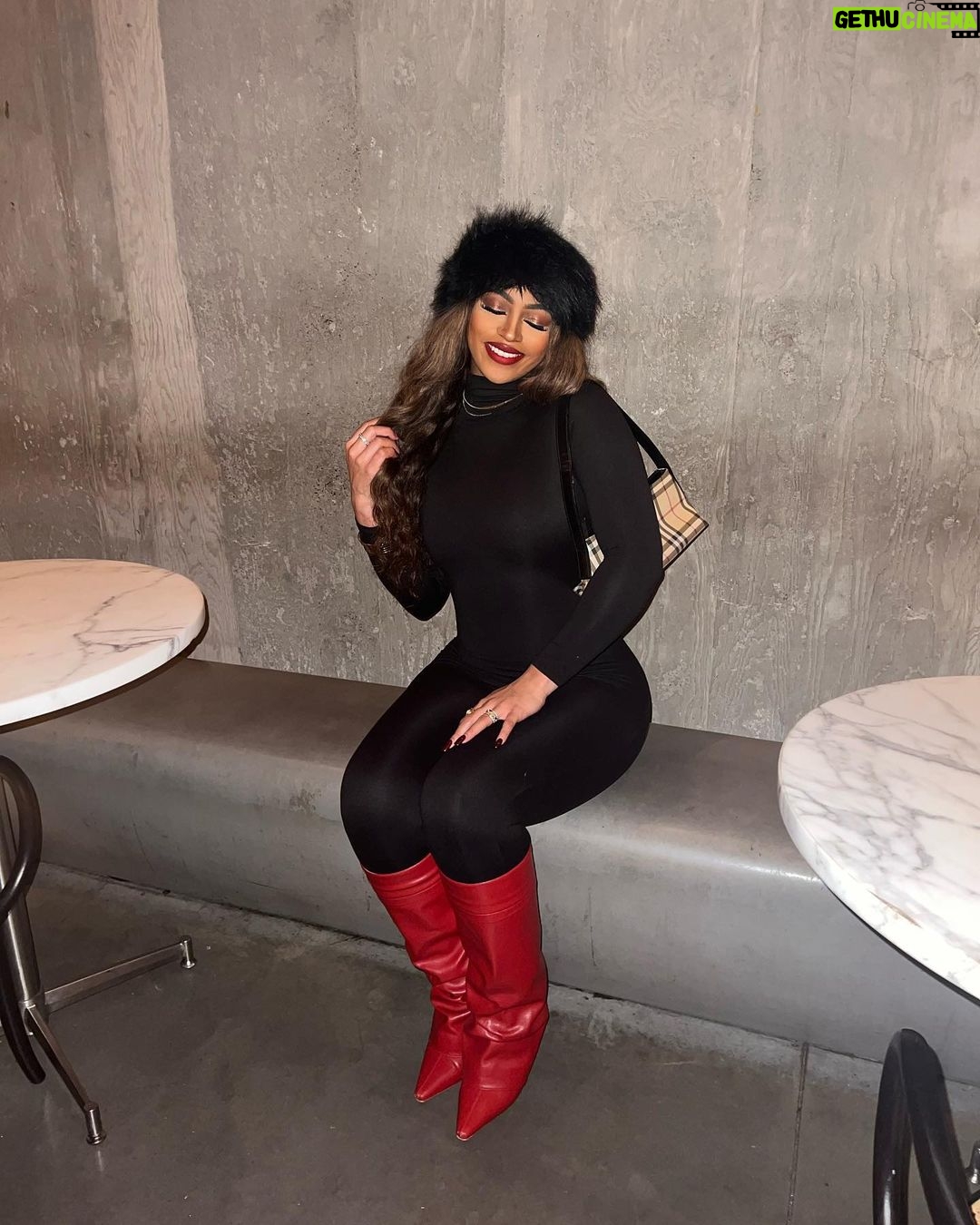 Bria Bryant Instagram - Winter is coming bxches❄️ New York, New York