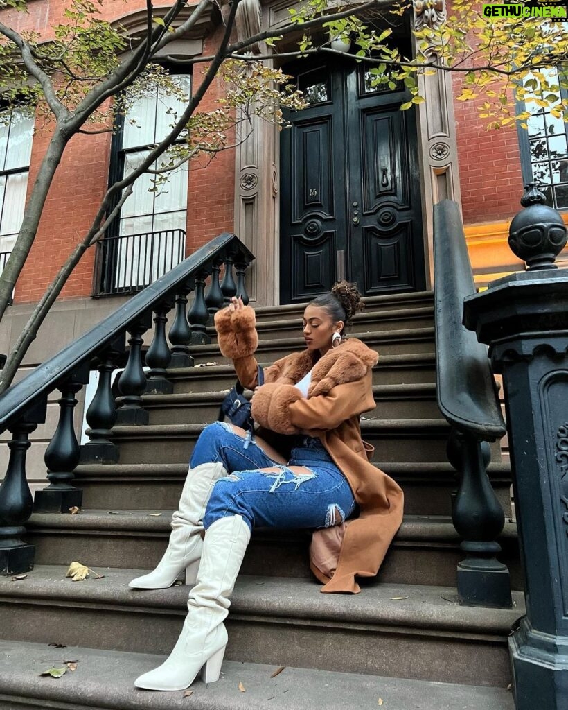 Bria Bryant Instagram - Even when it’s cold, I bring the heat New York, New York