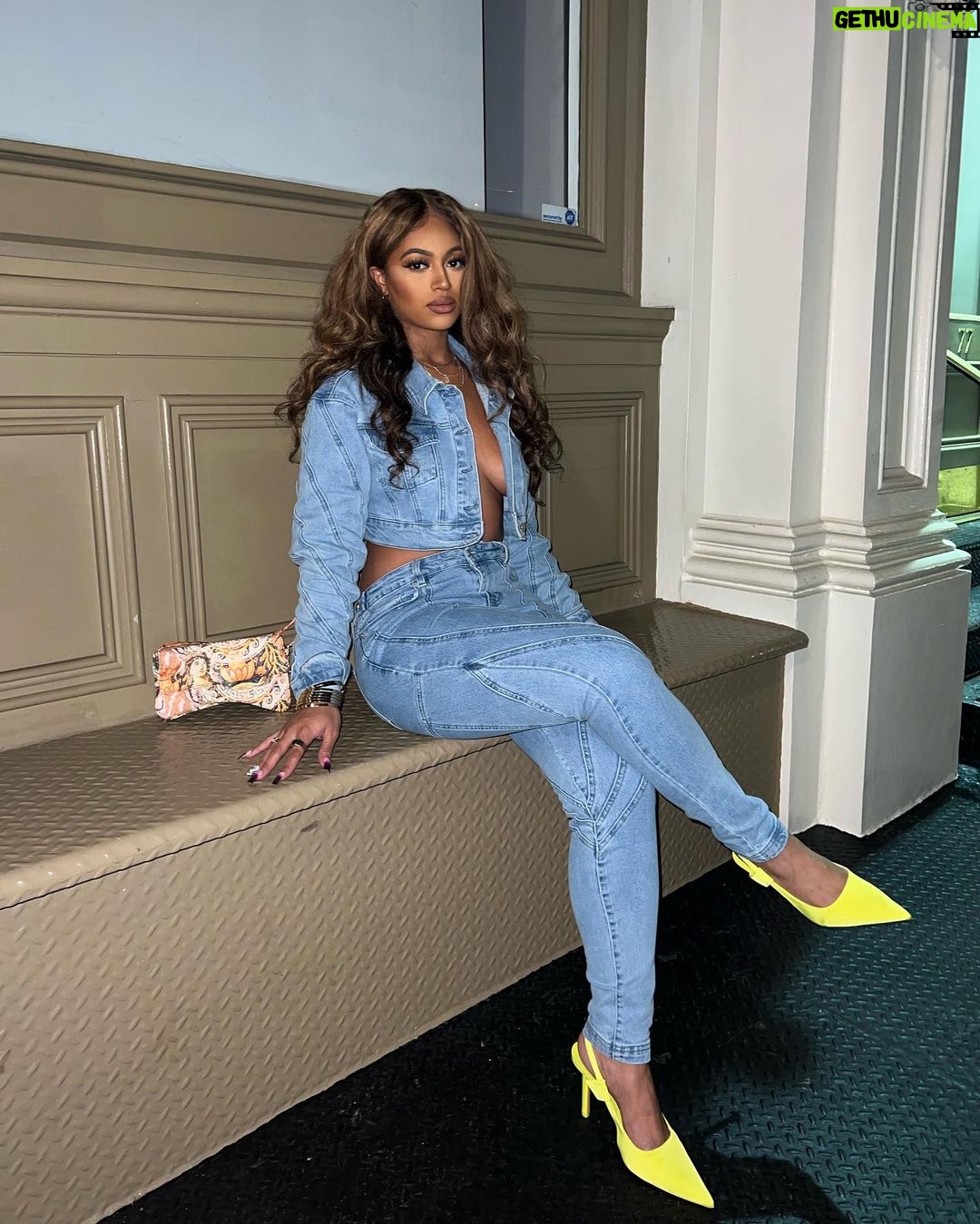 Bria Bryant Instagram - Even as a child I remember thinking, She can beat me, but she cannot beat my outfit • • @shopakira #shopakira Soho New York