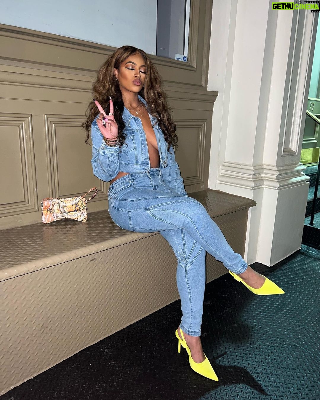 Bria Bryant Instagram - Even as a child I remember thinking, She can beat me, but she cannot beat my outfit • • @shopakira #shopakira Soho New York