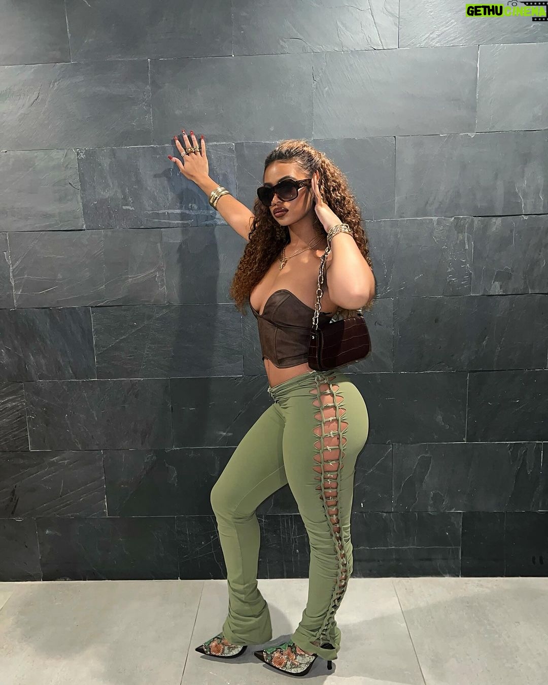 Bria Bryant Instagram - it’s all in the detailz bby • • Top: @shop_solado Bottoms: @breadaeshon Shoes: @jeffreycampbell New York, New York