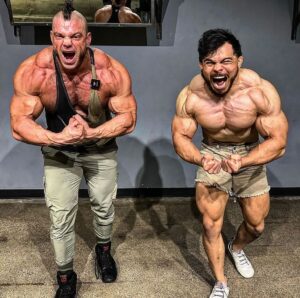 Brian Button Instagram - RIDICULOUS Chest Day with the one and only @briancage @aew 🫱🏽‍🫲🏾💪🏽🔥

@destinationdallastexas 

#HouseStrong #ShockTheWorld