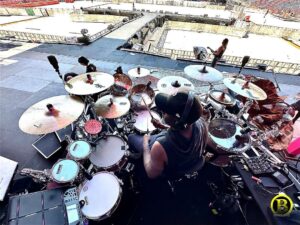 Brian Frasier-Moore Instagram - Broadmerdow, Australia soundcheck vibes… #bfmpinkpantherkit 
📷 @antonio_geary 

@pearl_drums @sabiancymbals @evansdrumheads @vaterdrumsticks @rolandglobal @seelectronics @drumstatic @tunerfishluglocks @cympad @drumdots @musicnomadcare @floodedstudios @lowboybeaters @humesandberg @dauzdrums #bfmsignaturesnare #bfmsignaturesticks #bfmsignaturesnarecase #bfmsignaturejersey #bfmsignaturecymbal #bfmsignaturebeater #bfmsignaturedrumkey #bfmworld #bfmworldinc