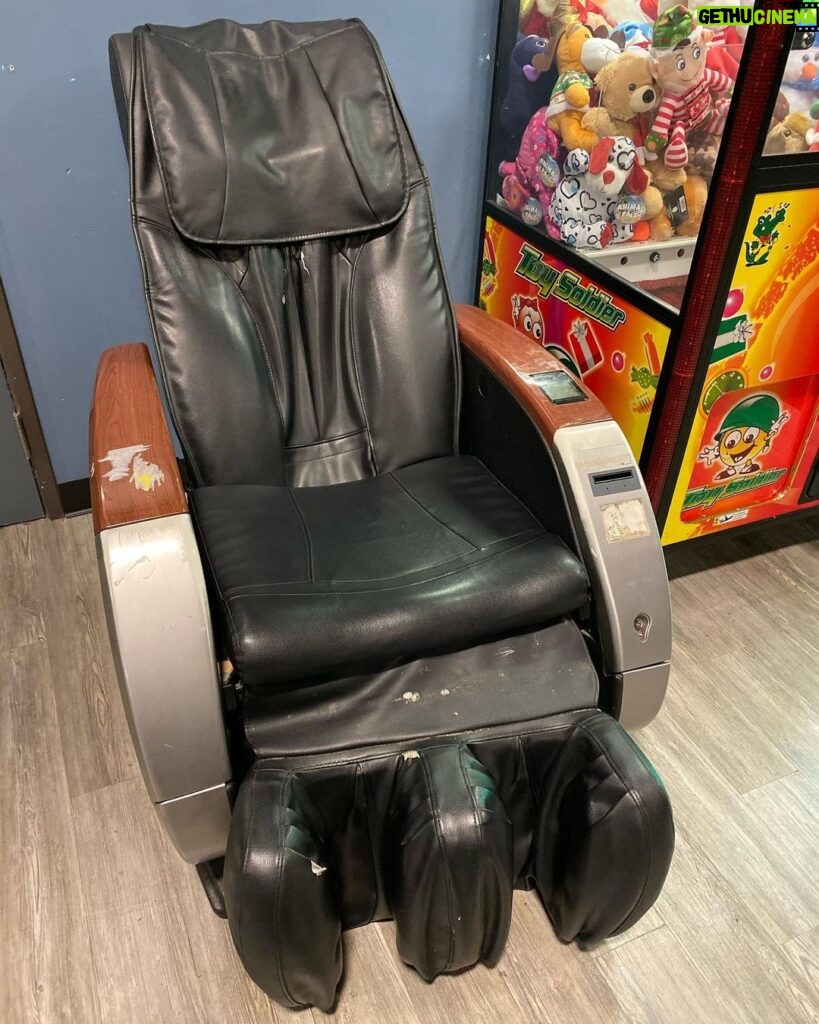 Brian K. Vaughan Instagram - This disgusting, barely functioning massage chair at my kids’ local trampoline park is nothing less than the highlight of my month. #dadurday #noiwillnotwatchyoujumpagain #catsinthecradle #dadsinthechair