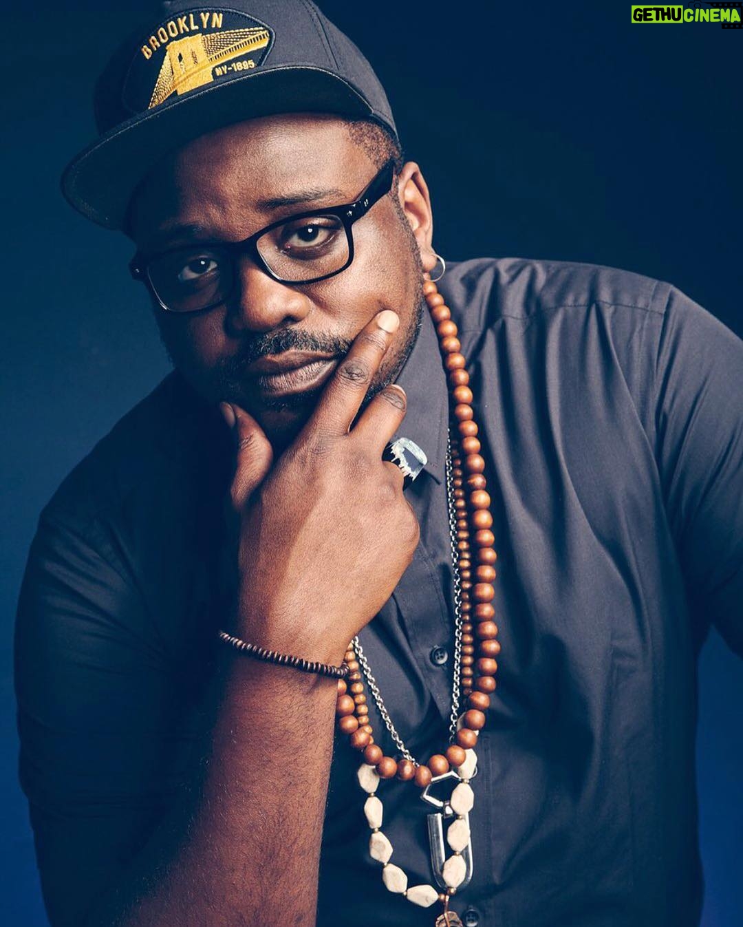 Brian Tyree Henry Instagram - Intimacy: A portrait. @vanityfair #readmymind #lewkatme #iwasstarving #ordidieatalready #depth 🤷🏿♂️ @wood.all.good