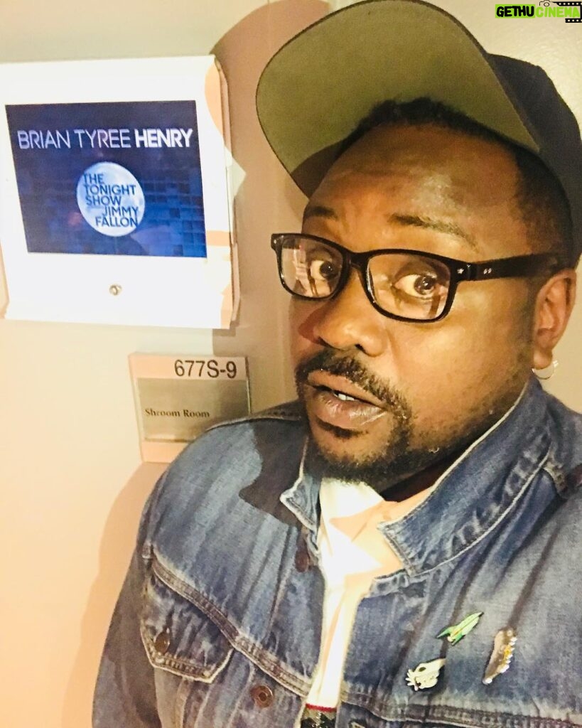 Brian Tyree Henry Instagram - Tonight!!!!! I’m on with the homie. Tune in to The Tonight Show with Jimmy Fallon. @fallontonight 11:35 eastern on @nbc #shroomroom