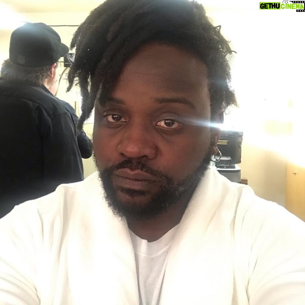Brian Tyree Henry Instagram - The process. The skill. The focus. And RUTH CARTER FOR THE WIN!!!!!! @melissamccarthy my partner in grace and fashion. #oscars #costumedesign #blackpanther. Also to every single person in hair and makeup and costumes at the #oscars, NONE of this would be possible without your skills and attention to detail and your absolute amazing hearts. Thank you thank you thank you