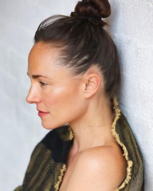 Briana Evigan Instagram - @tiaandrose glow!!! Thanks for hooking me up @rosannafaraci not only with the photo shoot but your amazing oils. Can’t wait to be lathering up with these in the jungle in Bali. Smells like a tropical island and a sandy beach. My favorite place to be.