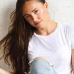 Briana Evigan Instagram - @tiaandrose glow!!! Thanks for hooking me up @rosannafaraci not only with the photo shoot but your amazing oils. Can’t wait to be lathering up with these in the jungle in Bali. Smells like a tropical island and a sandy beach. My favorite place to be. Australia
