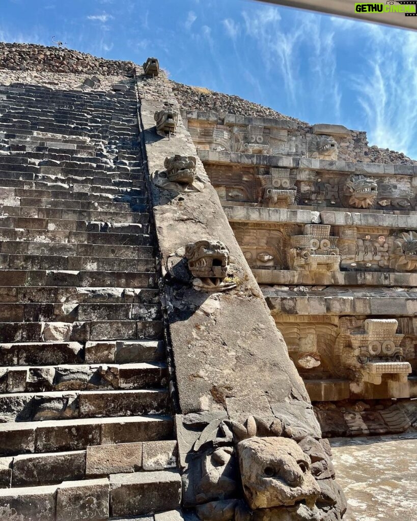 Brianna Baker Instagram - Teotihuacán ¡Mas Vida! #teotihuacan Piramides de Teotihuacan