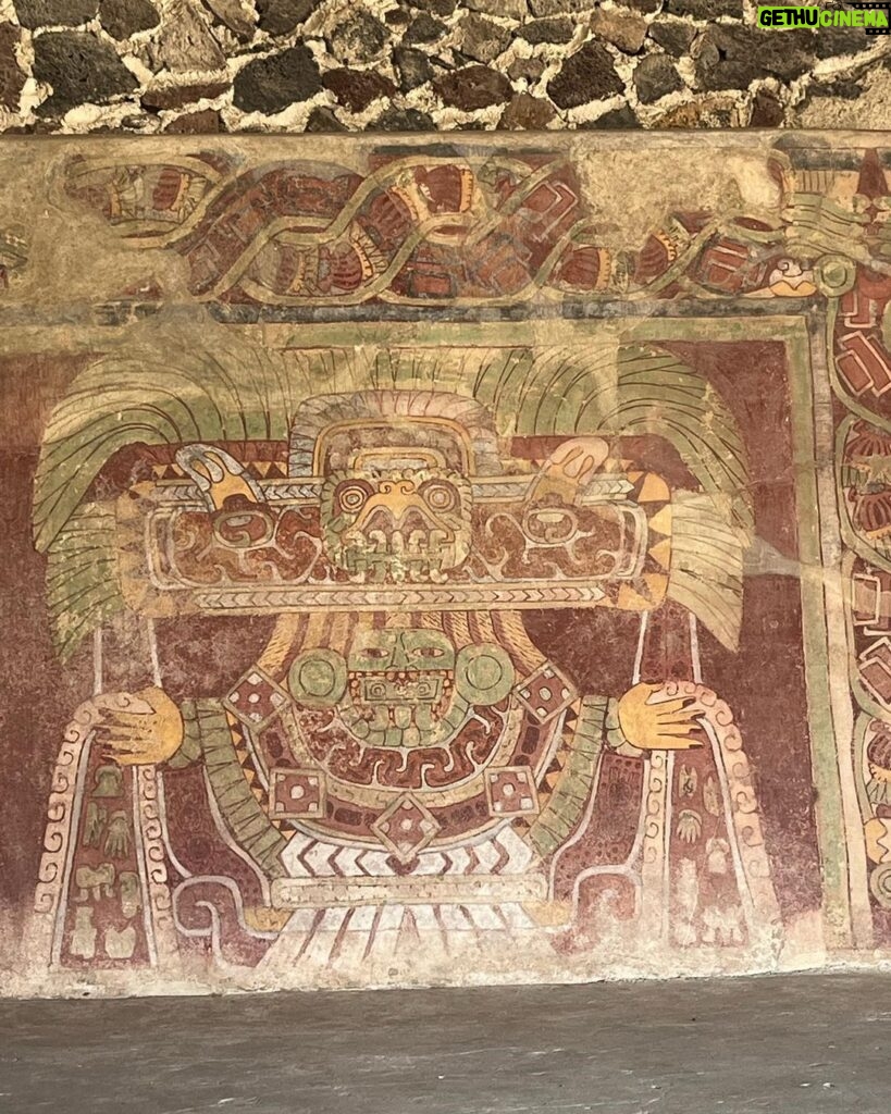 Brianna Baker Instagram - Teotihuacán ¡Mas Vida! #teotihuacan Piramides de Teotihuacan