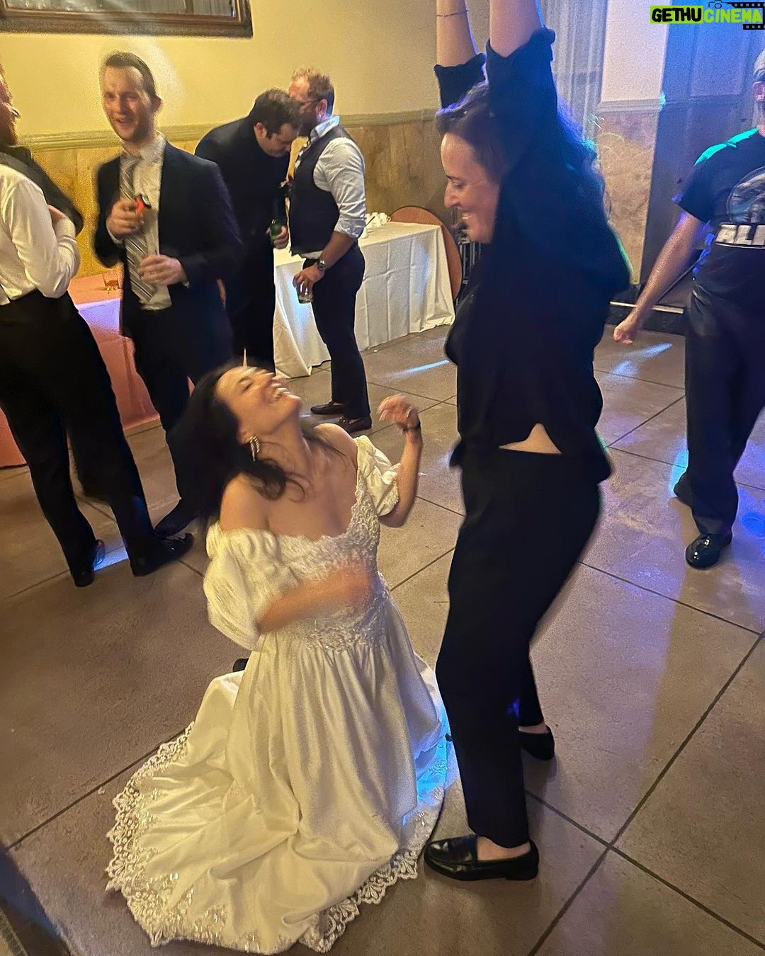 Brianna Baker Instagram - Congratulations to @katy_fullan and @chadwicka 💒♥️🥰 The sweetest wedding I ever did see🥹