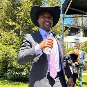 Brianna Baker Instagram - @911lonestar Season 4 (two hour) Finale tonight on @foxtv ⚡️⚡️⚡️ AKA the #tarloswedding - Buckle 🆙 
Love them all❤️
