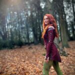 Bridget Regan Instagram - Belated photosynthesis dump 🌿🌿 @cwbatwoman @batwomanwriters @thecw @warnerbrostv