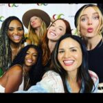 Bridget Regan Instagram - So much love. Thank you @clexacon ❤️🧡💛💚💙💜🖤🤍🤎💗 @meagantandy @jesmacallan @javicia @caitylotz @katrinalaw 🦄