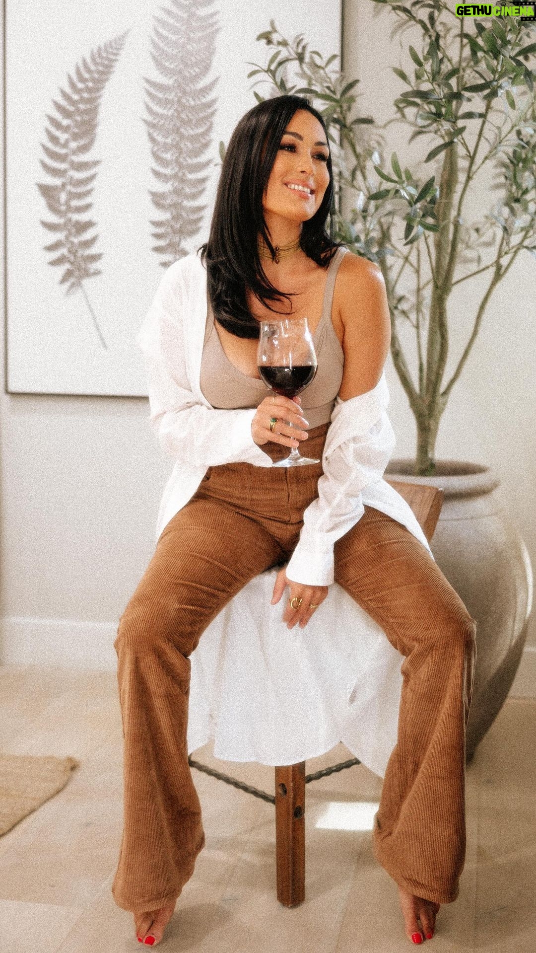 Brie Garcia Instagram - Cheers to the weekend! Who else is going to be sipping on @bonitabonitawine tonight? 🍷