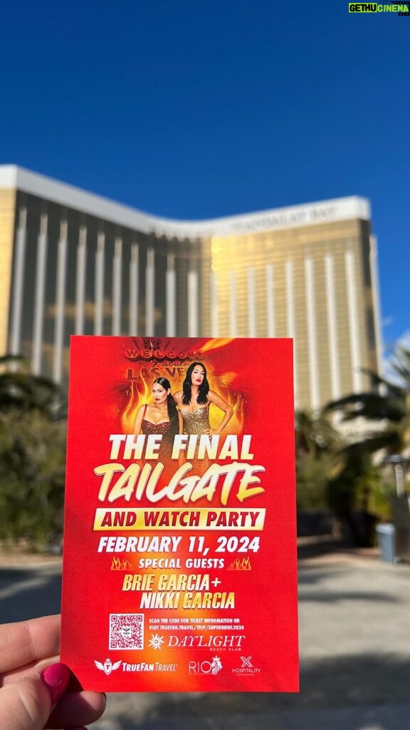 Brie Garcia Instagram - Las Vegas!!!! If you are looking for some fun before and during SuperBowl, join Nikki and I at Daylight Beach Club!! 🏈🥂🎉 tickets available @truefantravel 🙌🏽 see you all there!!!