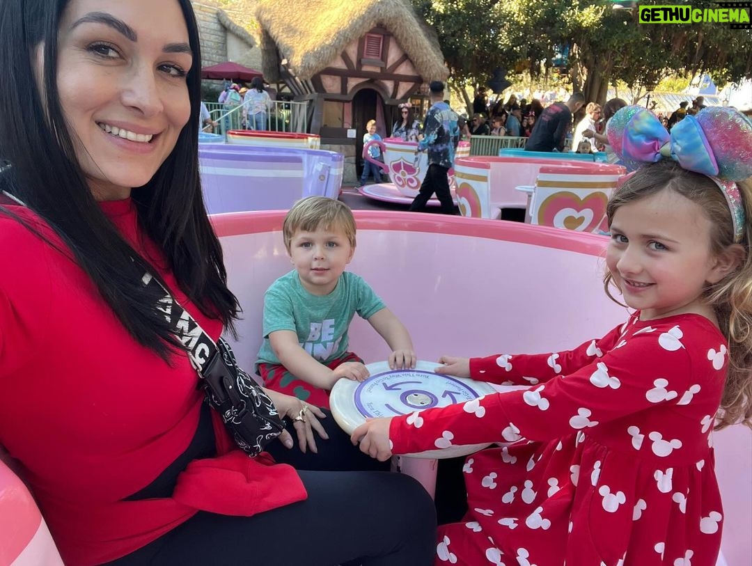 Brie Garcia Instagram - What a couple of magical days in LA!! Birdie’s wish came true to see her Uncle A @theartemc perform in the ballroom. It’s been such a fun season of @dancingwiththestars such incredible talent!! Birdie honestly couldn’t believe she could watch all the dancers up close!!! Then our magic continued by taking Buddy to Disneyland for the first time!!! It’s always hard to explain to a child what they are in for and Buddy was blown away by it all!! We were lucky enough to end our day with Santa and hand him our wish lists!!! The Holiday spirit surrounded us in such a beautiful way the last two days!! ✨🎅🏼🪩🕺🎄🐭
