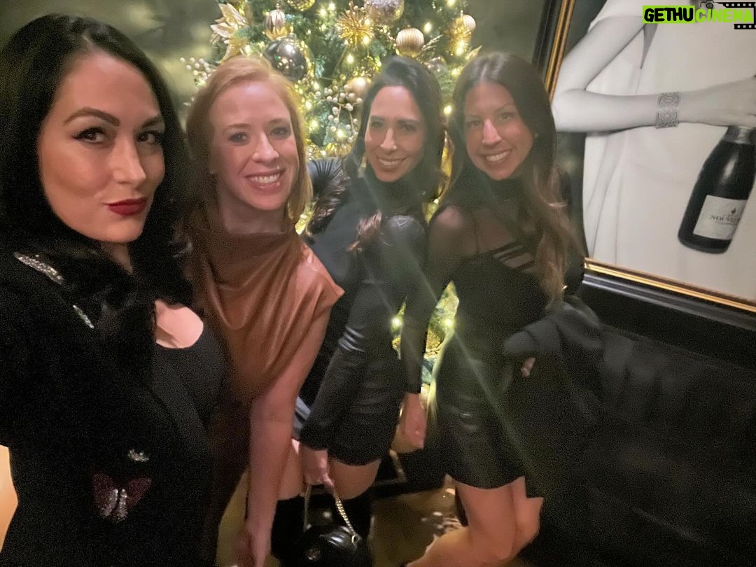 Brie Garcia Instagram - I can’t even express how special this week has been!!! I spent 40 with my fam and besties!!! Felt so spoiled with the amount of love I received 🥹 Had the greatest day with my Mom hiking Camelback mountain, spa day at Montelucia and blow outs!! My mom made sure we hit up LGO and Chestnut because they are my fav ☺️ Dinner with besties at Maple and Ash is the best celebration 🥂🎉 I was sad I wasn’t with my sister but we’ll always have Como 👯♀️🇮🇹 To spend today in the kitchen with my kids and nieces cooking family recipes makes my heart so full!!! ❤️ I’ve been blessed with an amazing husband who’s brought more love into my life than I could ever imagine!!! Happy Thanksgiving Everyone!!! Hope today is filled with love and gratitude!!! 🧡✨🫶🏽