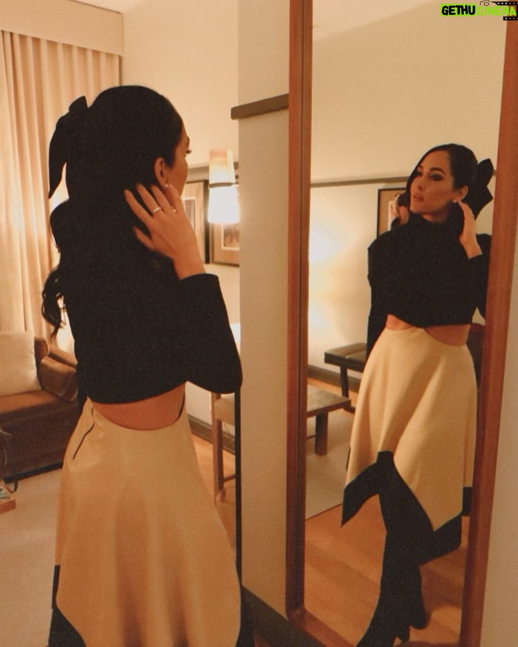 Brie Garcia Instagram - NYC 馃馃徑馃懐鈥嶁檧锔忦煡傪煑金煉曫煉嬧湪 #TwinLove