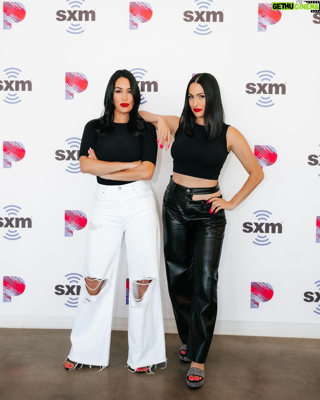 Brie Garcia Instagram - Personality pics with my PIC 💋🖤🤍