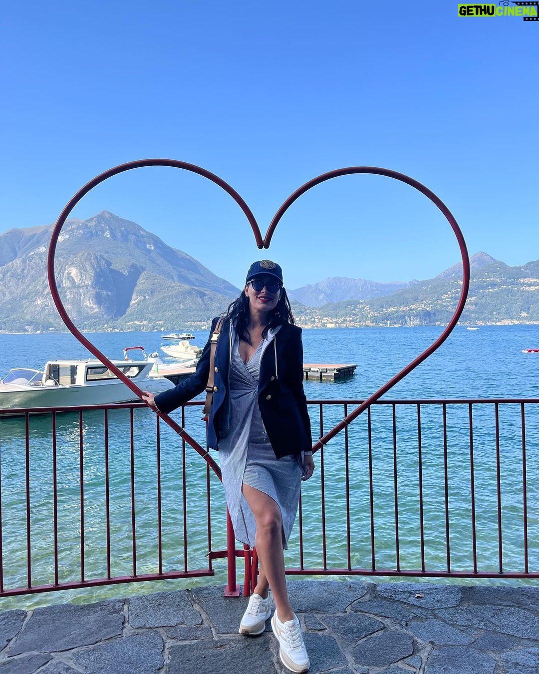Brie Garcia Instagram - 🚤🇮🇹👯♀️❤️ today was amazing!!!
