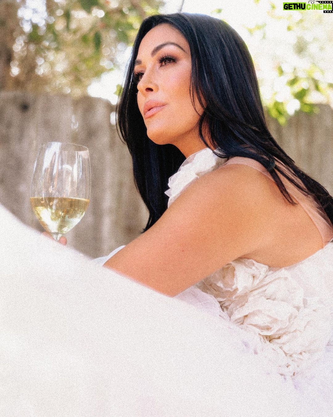 Brie Garcia Instagram - Our fall Club @BonitaBonitawine lineup is a dream 💭 Your shipments will include Sauvignon Blanc, Zinfandel, and Pinot Noir 😍 Make sure to sign up so you don’t miss out! ❤️ Can’t wait for you all to try our new Zin!