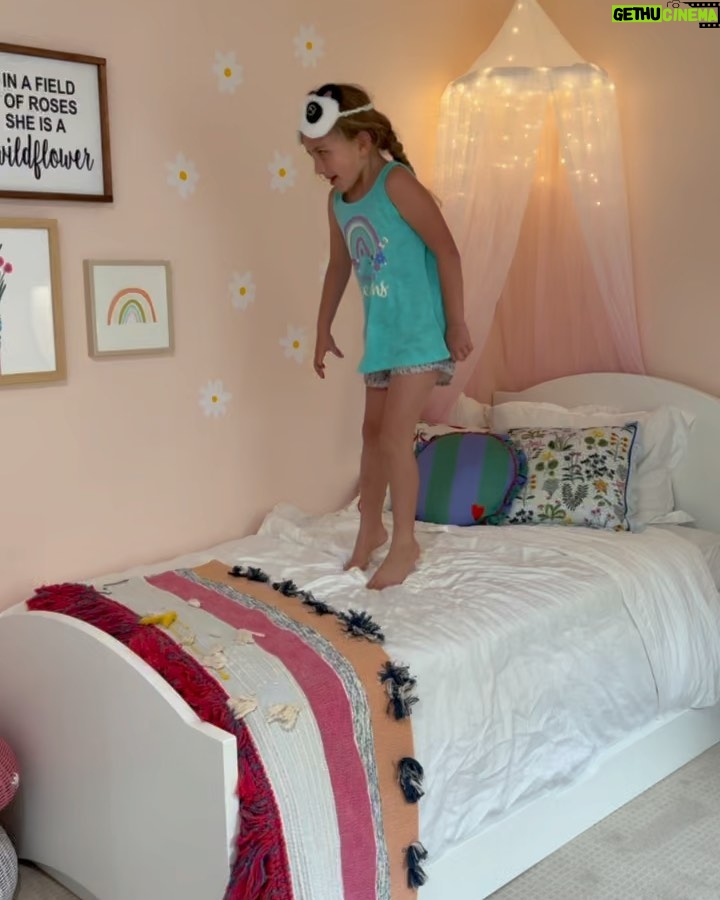 Brie Garcia Instagram - Birdie graduated from primary this year and is now in elementary 🥹 It’s so true when they say the days are long but the years are short. The one thing she asked for when she graduated was a “big girl” bed. Bryan and I did feel that it was time to upgrade. My little artist started to create what she wanted her new room to look like!!! I told her you can design and decorate but Mama gets to pick out the bed and mattresses. The paint color was important to Bird and sustainability, and certified organic was important to me. I did my research and came across @avocado.green ! The minute I read their mission statement, “Avocado's mission is to be the most respected source for organic mattresses, pillows, and bedding at affordable prices — while maintaining environmentally conscious, ethical, and Sustainable Business Practices to help safeguard the health of people and the planet.” I knew this company was for me and my family. Thank you, Avocado, for making bedroom shopping easy!!! 💚🌎🛏️👧🏼 #ad