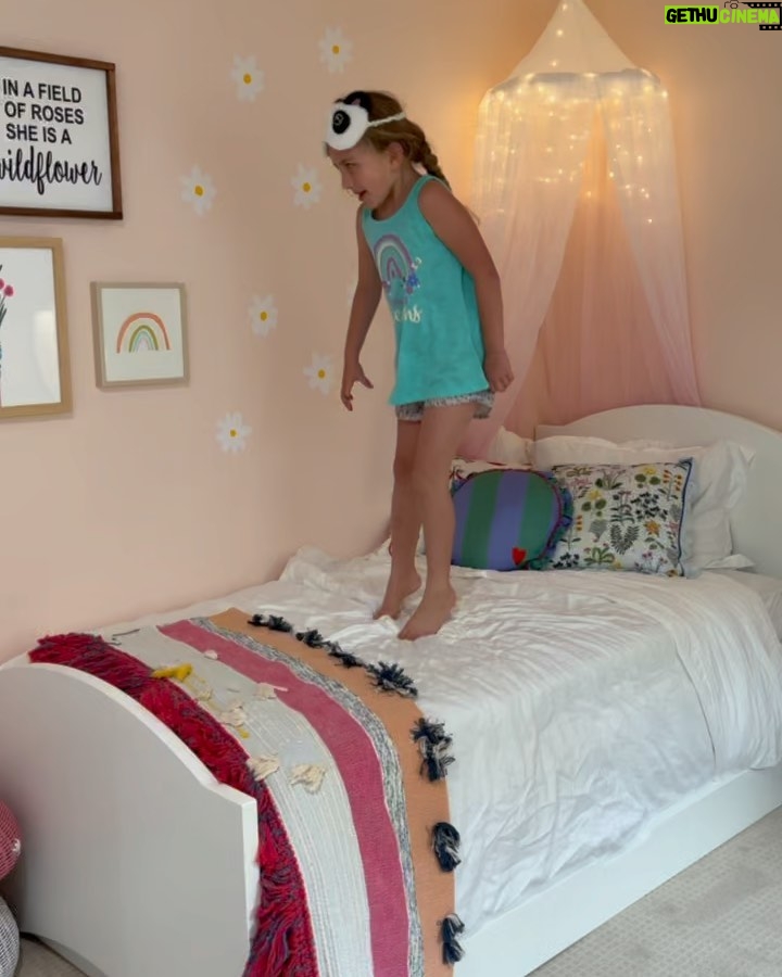 Brie Garcia - 34.5K Likes - Birdie graduated from primary this year and is now in elementary 🥹
It’s so true when they say the days are long but the years are short. The one thing she asked for when she graduated was a “big girl” bed. Bryan and I did feel that it was time to upgrade. My little artist started to create what she wanted her new room to look like!!! I told her you can design and decorate but Mama gets to pick out the bed and mattresses. The paint color was important to Bird and sustainability, and certified organic was important to me.
I did my research and came across @avocado.green ! The minute I read their mission statement, “Avocado's mission is to be the most respected source for organic mattresses, pillows, and bedding at affordable prices — while maintaining environmentally conscious, ethical, and Sustainable Business Practices to help safeguard the health of people and the planet.” I knew this company was for me and my family.
Thank you, Avocado, for making bedroom shopping easy!!!
💚🌎🛏️👧🏼
#ad