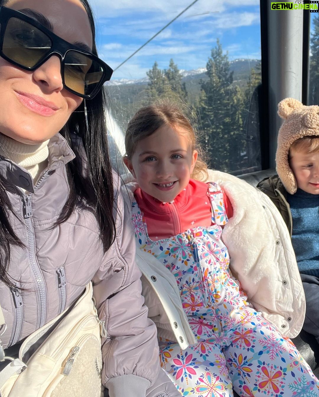 Brie Garcia Instagram - No better way to ring in the new year than Tahoe 🎉❄️⛷️
