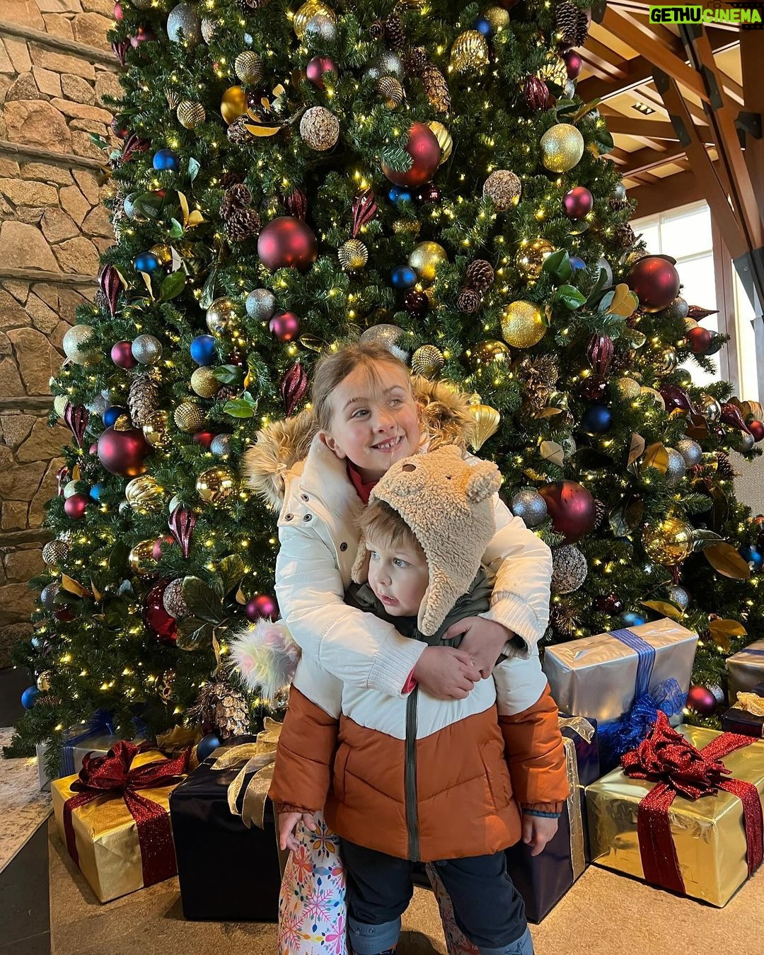 Brie Garcia Instagram - No better way to ring in the new year than Tahoe 🎉❄️⛷️