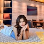 Brisia Jodie Instagram - Setelah muter-muter buat cari matras baru, akhirnya aku menemukan sleep store yang menawarkan experince showroom dan aku nobatkan sebagai store ter-HUMBLE yang ada di Indonesia Design District PIK 2 😍 Udah deh yang lagi cari matras dan mau punya matras samaan kaya punya aku, langsung datang aja ke Alga Sleep Store yang ada di Indonesia Design District PIK 2 yaa!