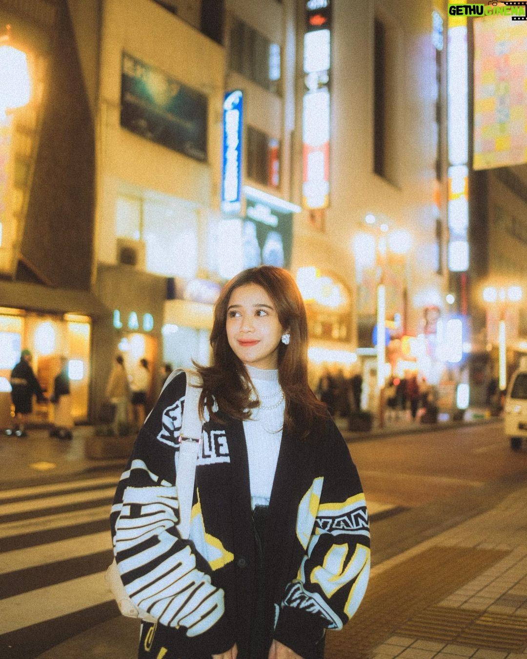 Brisia Jodie Instagram - 🌸 Jangan Sombong Slalu Rendah Hati.Karena 0rang Pintar`Juga Bisa Gagal **