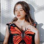 Brisia Jodie Instagram – Kupu-kupu gak bisa terbang kalo kedinginan Blu-Zea Resort by Double-Six