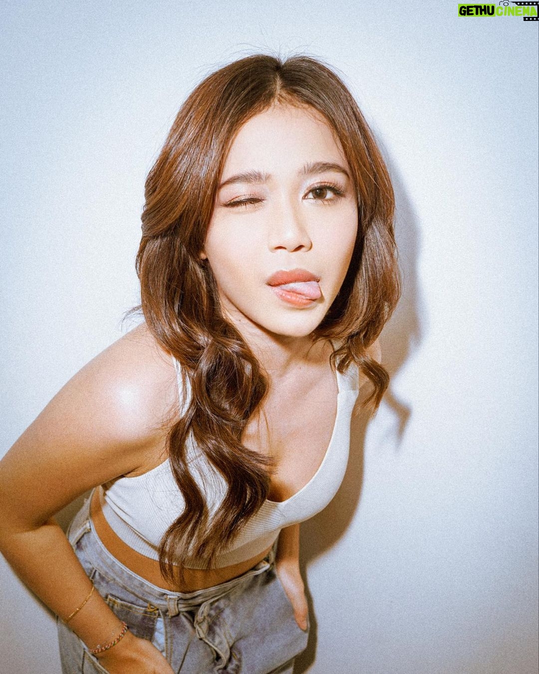 Brisia Jodie Instagram - fun photoshootš¤ Tamansari, Jakarta Barat