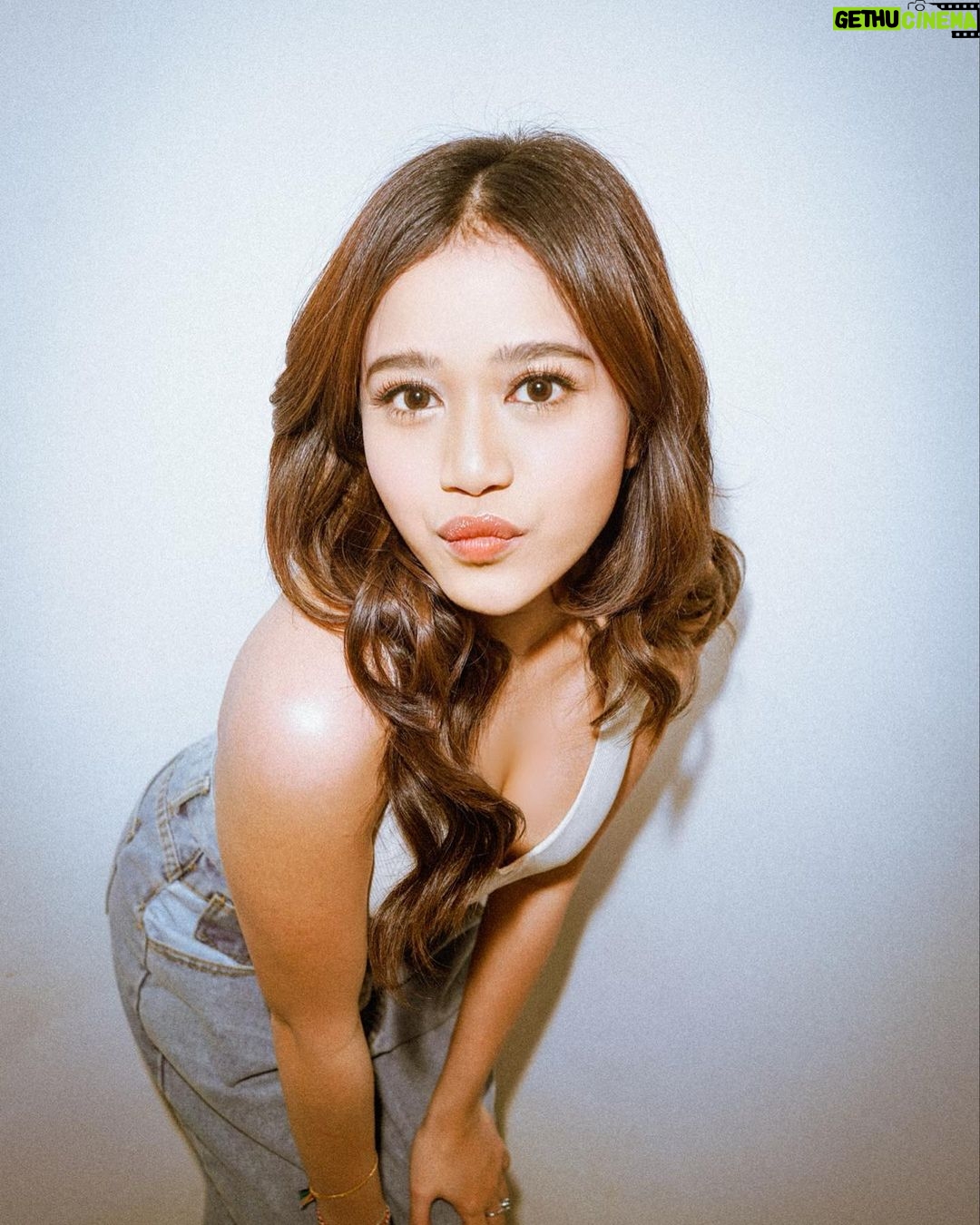Brisia Jodie Instagram - fun photoshootš¤ Tamansari, Jakarta Barat