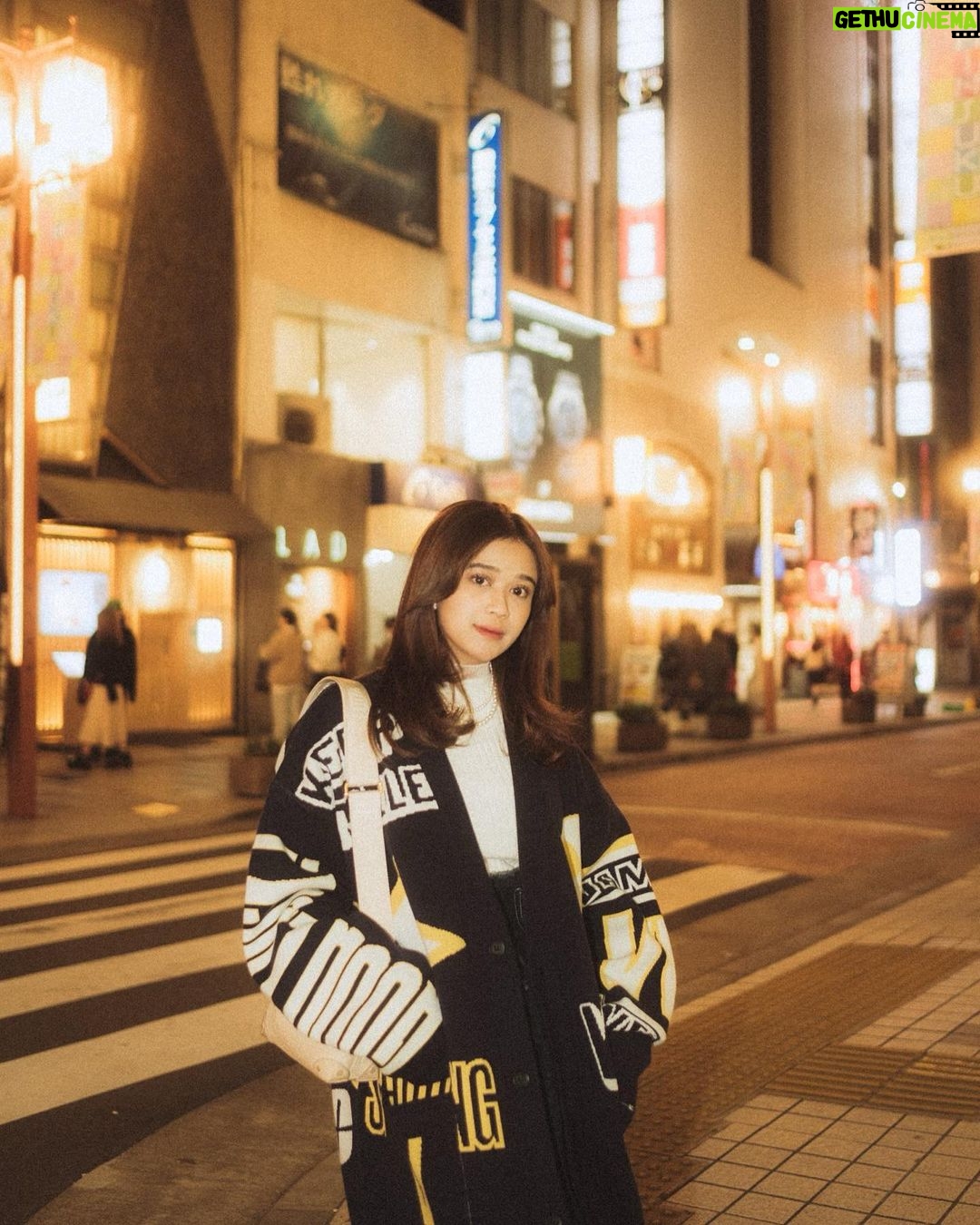 Brisia Jodie Instagram - 🌸 Jangan Sombong Slalu Rendah Hati.Karena 0rang Pintar`Juga Bisa Gagal **